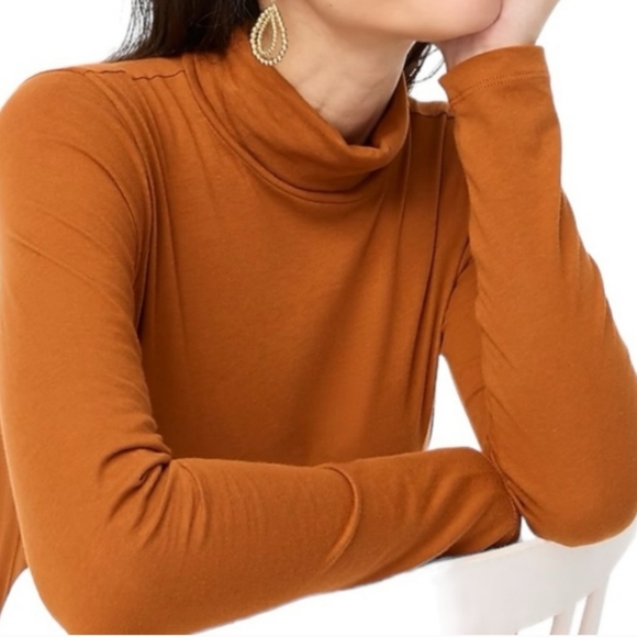 NWT J. CREW | Tissue Turtleneck - Picture 2 of 4